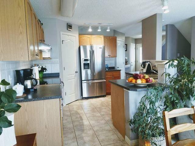 16311 92 Street Nw, House detached with 2 bedrooms, 3 bathrooms and 2 parking in Edmonton AB | Image 5