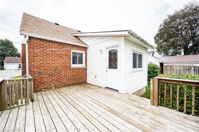 18 Lindsay Street, House detached with 3 bedrooms, 2 bathrooms and 8 parking in Tillsonburg ON | Image 30
