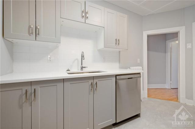 1/2 - 45 St Andrew Street, Condo with 1 bedrooms, 1 bathrooms and 1 parking in Ottawa ON | Image 7