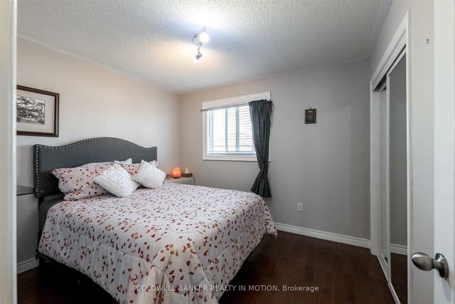 570 Enfield Rd W, House detached with 3 bedrooms, 2 bathrooms and 4 parking in Burlington ON | Image 14