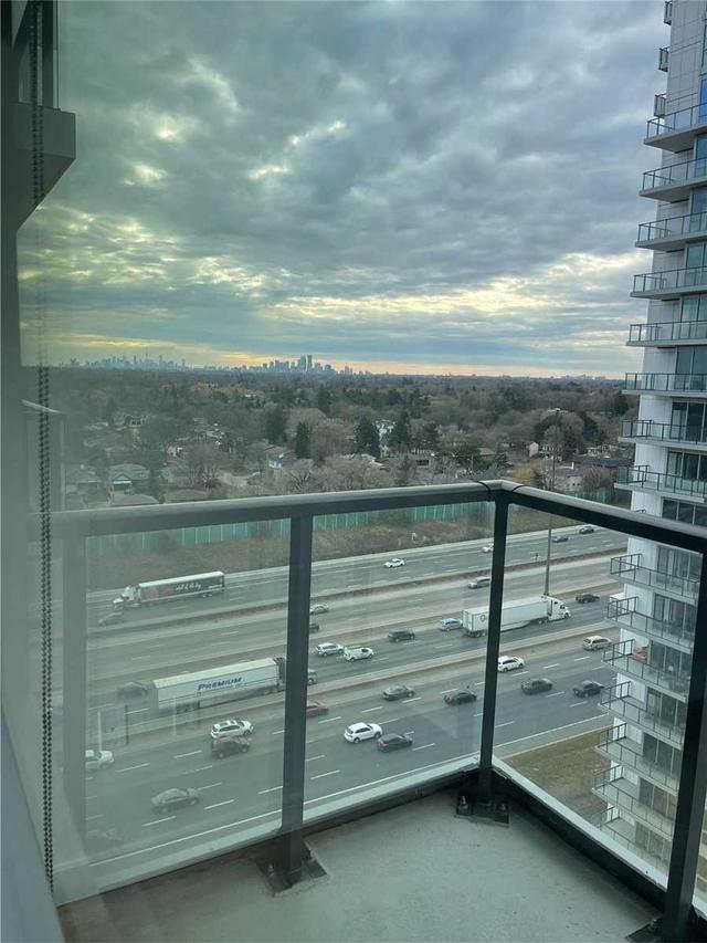 1907 - 95 Mcmahon Dr, Condo with 1 bedrooms, 1 bathrooms and 1 parking in Toronto ON | Image 8