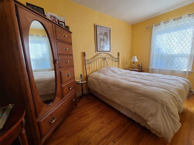 1138 Greenwood Ave, House detached with 2 bedrooms, 2 bathrooms and 3 parking in Toronto ON | Image 8