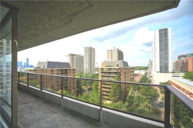 1001 - 20 Avoca Ave, Condo with 2 bedrooms, 2 bathrooms and 1 parking in Toronto ON | Image 20