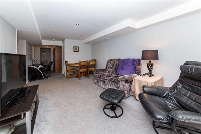 80 Cabot St, House semidetached with 3 bedrooms, 2 bathrooms and 4 parking in Oshawa ON | Image 12