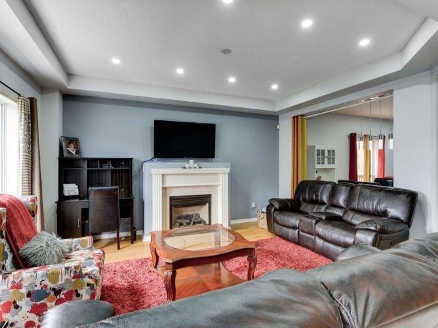 110 Stillman Dr, House detached with 4 bedrooms, 4 bathrooms and 4 parking in Brampton ON | Image 8