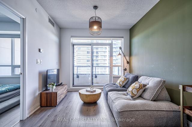 2009 - 15 Water Walk Dr, Condo with 1 bedrooms, 1 bathrooms and 1 parking in Markham ON | Image 22