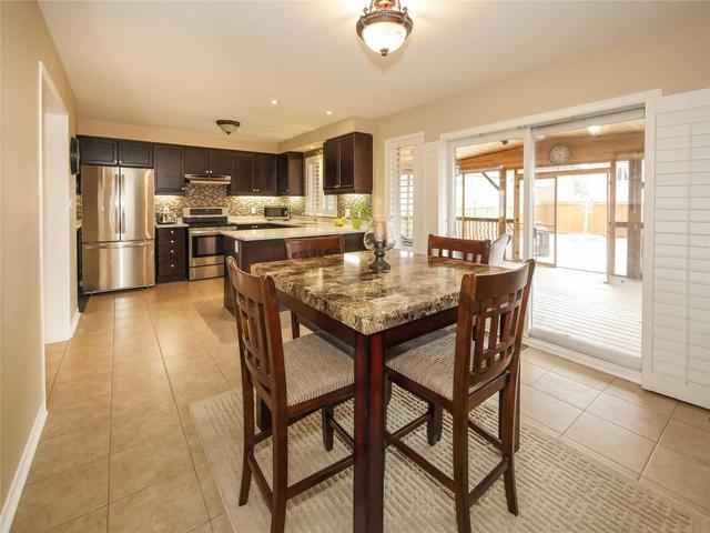 821 Miller Park Ave, House detached with 3 bedrooms, 4 bathrooms and 2 parking in Bradford West Gwillimbury ON | Image 11