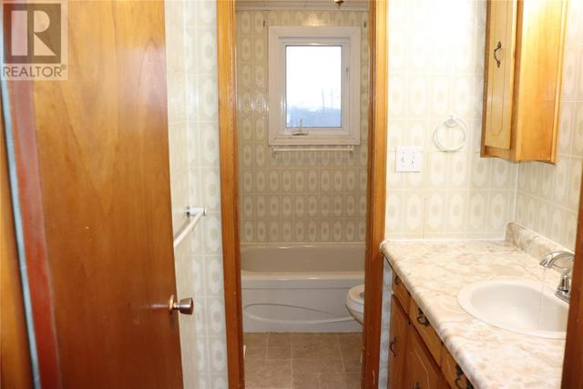 28 Pleasant Street, House detached with 3 bedrooms, 2 bathrooms and null parking in Stephenville Crossing NL | Image 23