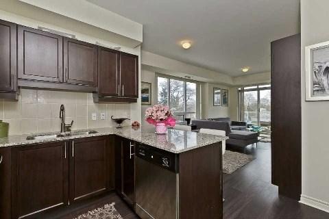 315 - 3865 Lake Shore Blvd W, Condo with 1 bedrooms, 2 bathrooms and 1 parking in Toronto ON | Image 2