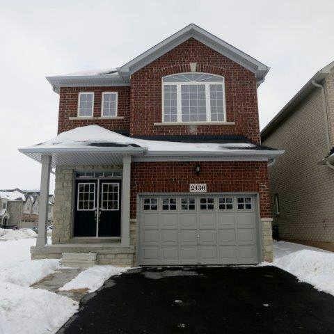 2430 Whistling Springs Cres, House detached with 4 bedrooms, 3 bathrooms and 1 parking in Oakville ON | Image 1