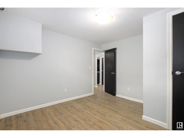 5004 93a Av Nw, House detached with 3 bedrooms, 2 bathrooms and null parking in Edmonton AB | Image 43