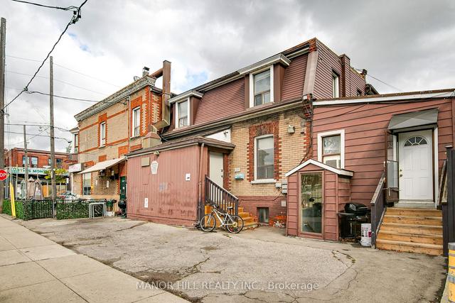 1531 Dupont St, House semidetached with 4 bedrooms, 6 bathrooms and 4 parking in Toronto ON | Image 12