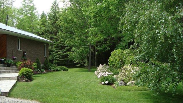 245608 22 Sideroad, House detached with 3 bedrooms, 2 bathrooms and null parking in Meaford ON | Image 35