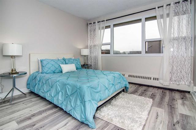 502 - 100 Leeward Glwy, Condo with 2 bedrooms, 1 bathrooms and 1 parking in Toronto ON | Image 11