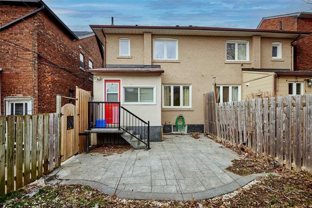 upper - 1951 Dufferin St, House semidetached with 3 bedrooms, 1 bathrooms and 1 parking in Toronto ON | Image 28