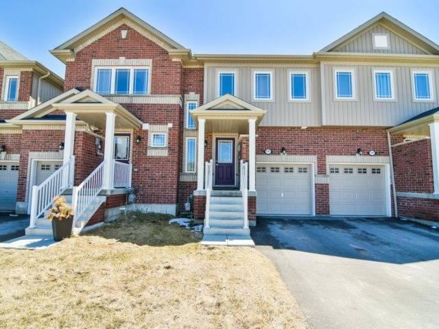 1301 Benson St, House attached with 3 bedrooms, 3 bathrooms and 2 parking in Innisfil ON | Image 1