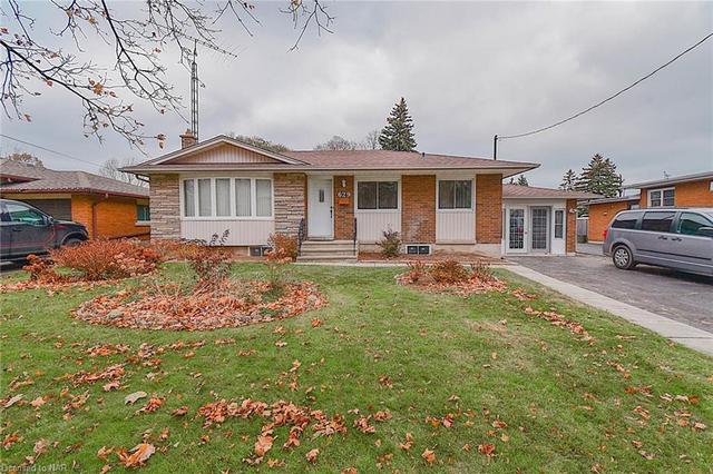 629a Scott Street, House detached with 3 bedrooms, 1 bathrooms and 2 parking in St. Catharines ON | Image 1