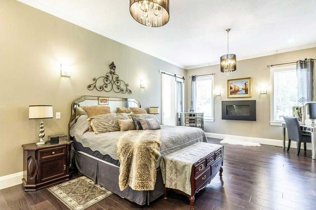 123 Dawn Ave, House detached with 4 bedrooms, 5 bathrooms and 10 parking in Guelph ON | Image 3