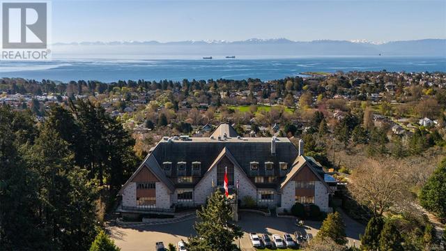 803 Piermont Pl, House detached with 5 bedrooms, 5 bathrooms and 2 parking in Victoria BC | Image 52