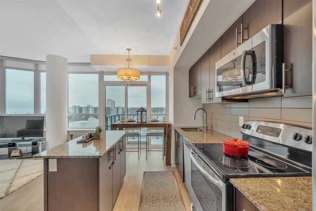 805 - 11 Superior Ave, Condo with 2 bedrooms, 2 bathrooms and 1 parking in Toronto ON | Image 8