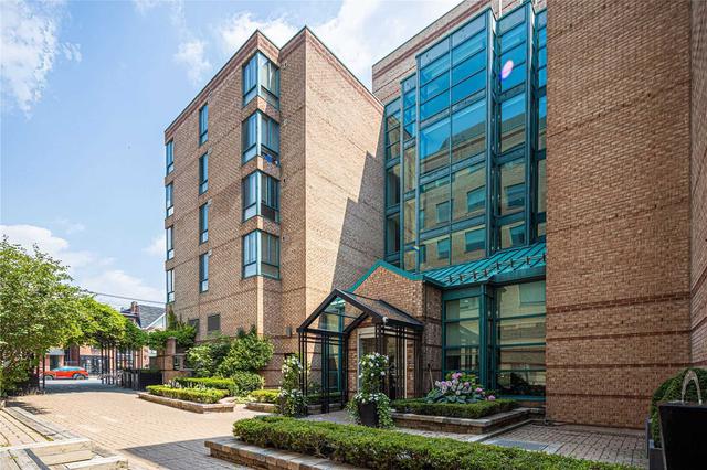 417 - 225 Davenport Rd, Condo with 1 bedrooms, 1 bathrooms and 0 parking in Toronto ON | Image 1