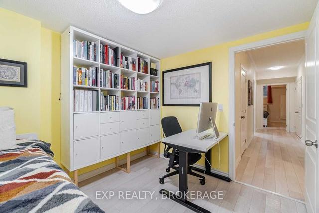 2 - 112 Caledonia Park Rd, Townhouse with 2 bedrooms, 2 bathrooms and 1 parking in Toronto ON | Image 15