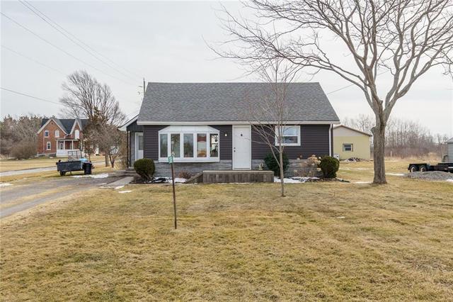 106 Secord Street, House detached with 3 bedrooms, 1 bathrooms and 6 parking in Haldimand County ON | Image 1