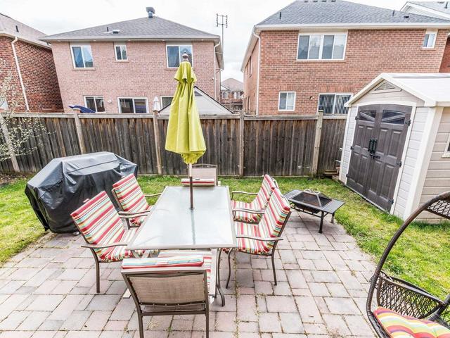 24 Tawnberry Circ, House detached with 4 bedrooms, 4 bathrooms and 4 parking in Brampton ON | Image 33