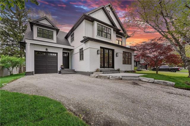 390 Strathcona Drive, House detached with 5 bedrooms, 4 bathrooms and 5 parking in Burlington ON | Card Image