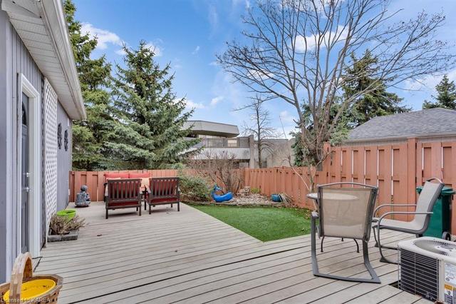 33 Yonge Street, House semidetached with 2 bedrooms, 3 bathrooms and 4 parking in Kingston ON | Image 22