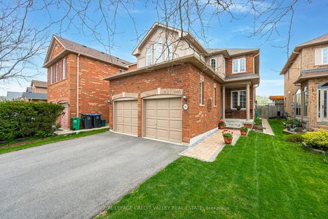 66 Twin Willow Cres, Brampton, ON, L7A1K2 | Card Image