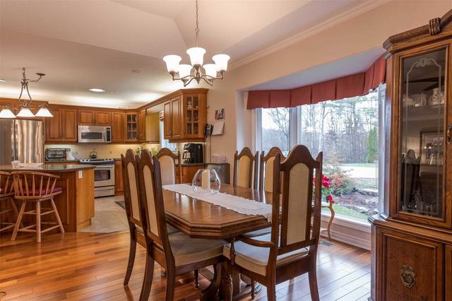 70 Cedartree Lane, House detached with 2 bedrooms, 3 bathrooms and 6 parking in Kawartha Lakes ON | Image 5