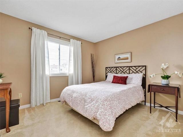 14 Hawley Crescent, House detached with 3 bedrooms, 3 bathrooms and 2 parking in Ottawa ON | Image 22