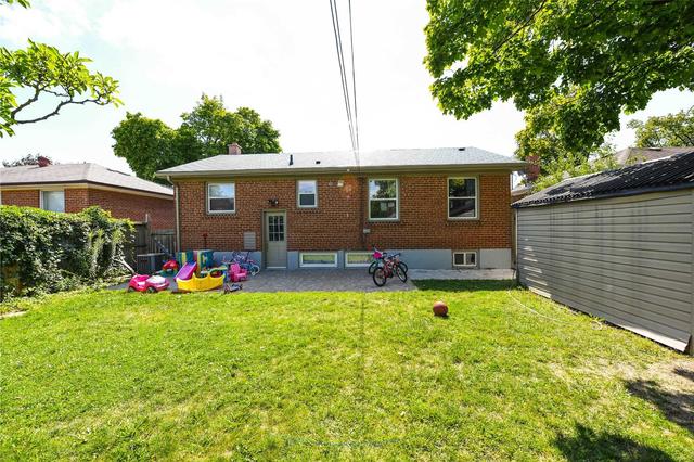 24 Edgemont Dr, House detached with 3 bedrooms, 2 bathrooms and 4 parking in Brampton ON | Image 18