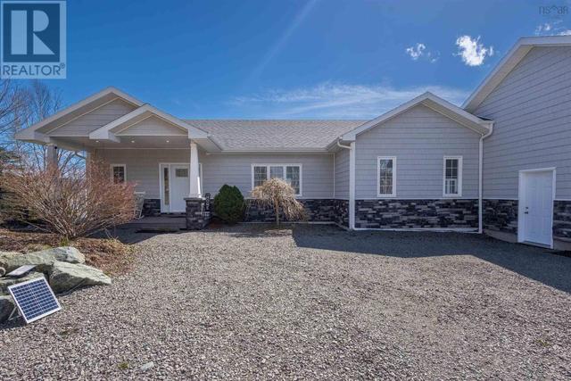 165 Loch Bhreagh Lane, House detached with 3 bedrooms, 2 bathrooms and null parking in Cape Breton NS | Image 4