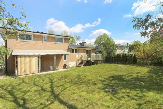 8 Knollview Cres, House detached with 3 bedrooms, 3 bathrooms and 8 parking in Toronto ON | Image 16