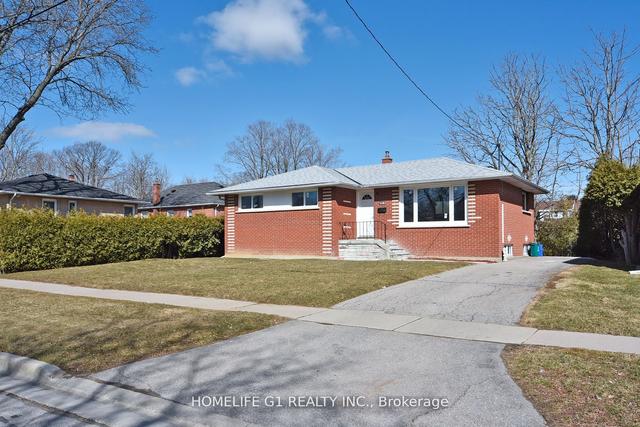 116 Pontiac Ave, House detached with 3 bedrooms, 2 bathrooms and 4 parking in Oshawa ON | Image 12