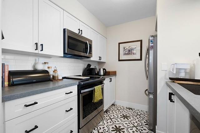 750 - 24 Southport St, Condo with 1 bedrooms, 1 bathrooms and 1 parking in Toronto ON | Image 24