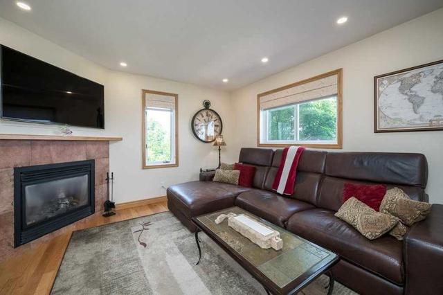 1451 County Road 9 Rd, House detached with 3 bedrooms, 4 bathrooms and 10 parking in Greater Napanee ON | Image 2