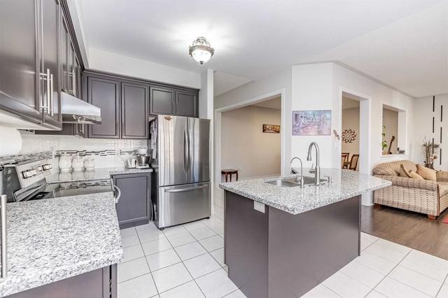 211 Rutherford Rd, House detached with 4 bedrooms, 4 bathrooms and 6 parking in Bradford West Gwillimbury ON | Image 7