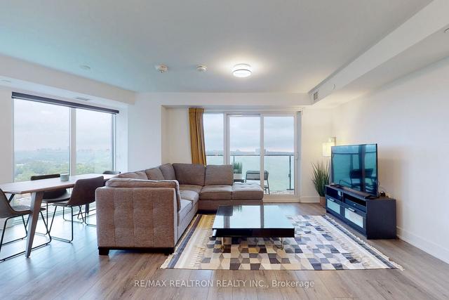 1503 - 575 Bloor St E, Condo with 2 bedrooms, 2 bathrooms and 1 parking in Toronto ON | Image 3