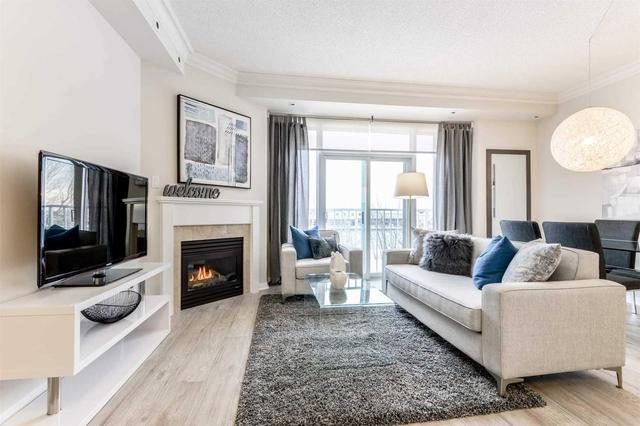 135 - 28 Stadium Rd, Townhouse with 3 bedrooms, 3 bathrooms and 1 parking in Toronto ON | Image 3