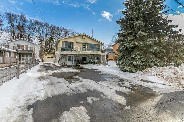 255 Bayview Ave, House detached with 4 bedrooms, 2 bathrooms and 9 parking in Georgina ON | Image 1