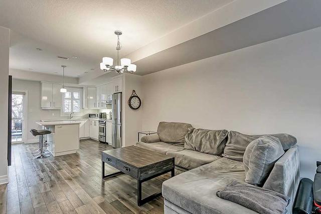38 - 70 Plains Rd W, Townhouse with 3 bedrooms, 3 bathrooms and 1 parking in Burlington ON | Image 5