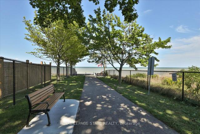404 - 301 Frances Ave, Condo with 3 bedrooms, 2 bathrooms and 1 parking in Hamilton ON | Image 33