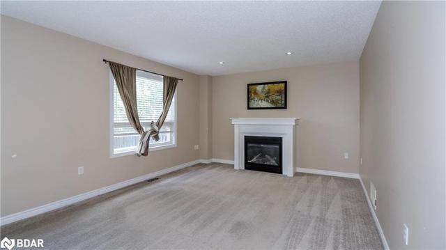 61 Summerset Dr, House detached with 4 bedrooms, 4 bathrooms and 6 parking in Barrie ON | Image 10