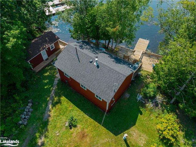 104 Lakeside Drive, House detached with 3 bedrooms, 1 bathrooms and 12 parking in McKellar ON | Image 7