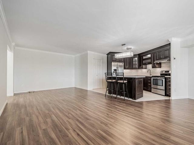 307 - 551 The West Mall, Condo with 2 bedrooms, 1 bathrooms and 1 parking in Toronto ON | Image 31