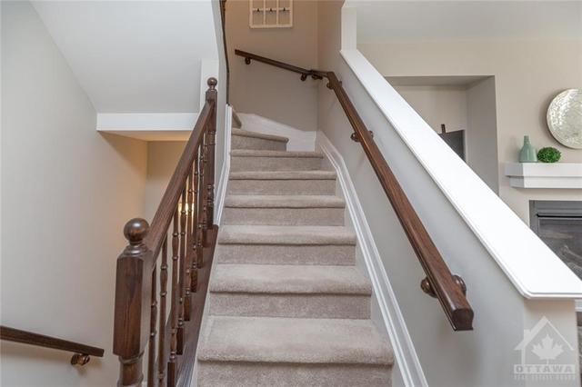 152 Gardenpost Terrace, Townhouse with 3 bedrooms, 3 bathrooms and 3 parking in Ottawa ON | Image 15