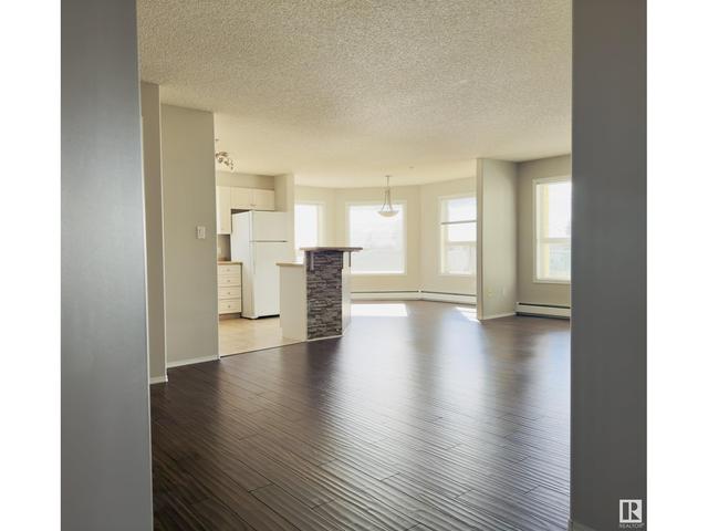 319 - 13635 34 St Nw, Condo with 2 bedrooms, 2 bathrooms and null parking in Edmonton AB | Image 3